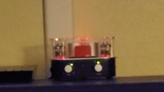 KEF LS50 + Roth Music Cocoon MC4 tube amp смотреть онлайн