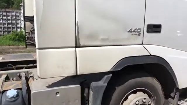 Обзор транспортного средства 360° Volvo FH 440 смотреть онлайн