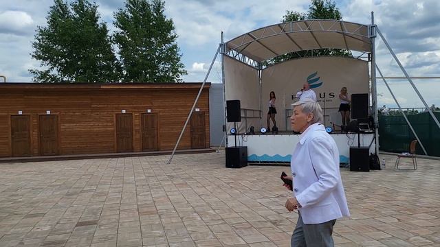 Ко мне приехал друг из Магадана, Сергей Крылов в Parus medical resort and spa смотреть онлайн