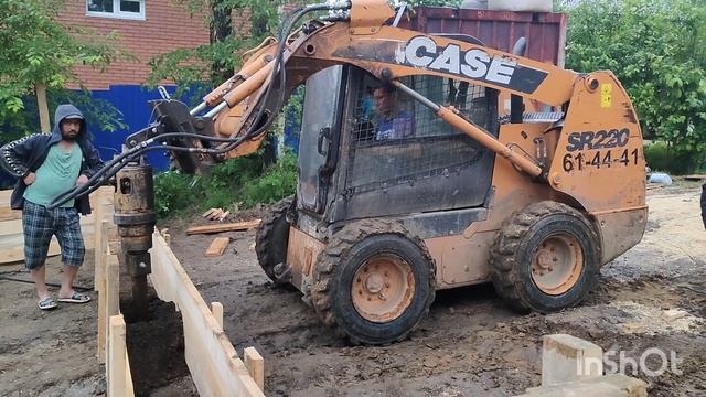 Бобкет Ковш Ямобур Коммунальная Щётка Бетономешалка смотреть онлайн