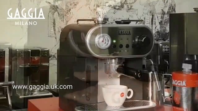 Gaggia Carezza Deluxe Coffee Machine смотреть онлайн