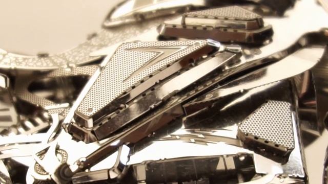 Конструктор из металла - Зеркальный байк. Готовая модель