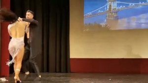 танец под дождём песня