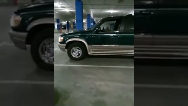 Ford Explorer 1997 Eddie Bauer Air Ride смотреть онлайн