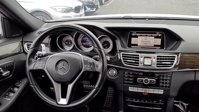 2015 Mercedes-Benz E-Class E 350 Sedan смотреть онлайн
