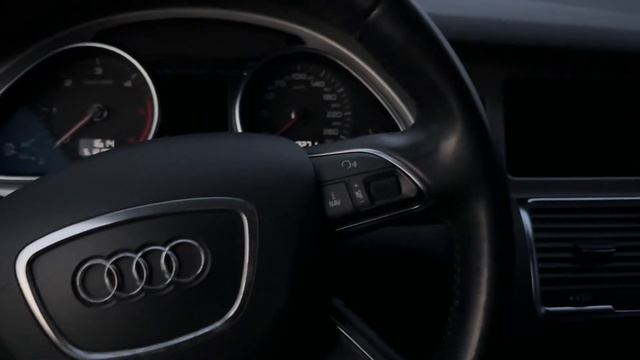 Audi Q7 2013 рік прописка ключа смотреть онлайн