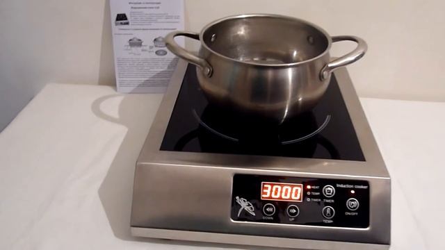 Плита индукционная GoodFood IC30 в действии смотреть онлайн
