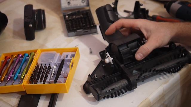 Турбощетка для пылеоса MIELE Turbo Plus разбираем до винтика. смотреть онлайн