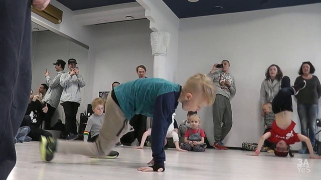 БРЕЙК ДАНС БАТЛ (Break Dance Battle) смотреть онлайн