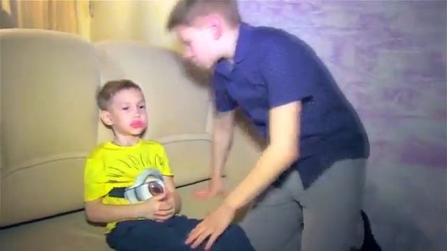 Ребенок съел ТАБЛЕТКУ волшебную! ЧТО ПРОИЗОШЛО! Для детей For KIDS смотреть онлайн