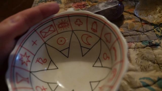 Oracle Cups: The Meaning of the Signs & Symbols смотреть онлайн
