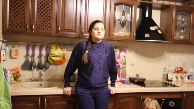 Почему Ребенок 2-3 лет ломает игрушки смотреть онлайн