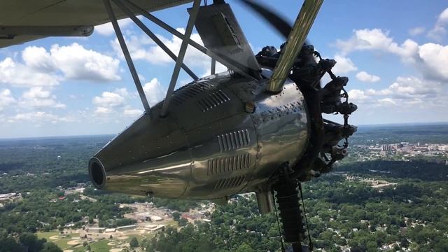 1928 Ford Tri-Motor takes flight over Kalamazoo смотреть онлайн