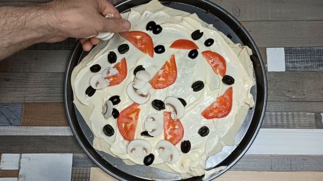 ДОМАШНЯЯ ПИЦЦА/ТЕСТО ДЛЯ ПИЦЦЫ/ПИЦЦА В ДУХОВКЕ смотреть онлайн