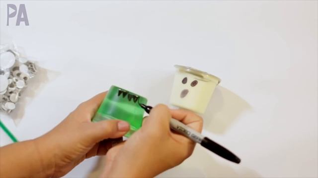 Halloween ACTIVITIES for KIDS смотреть онлайн