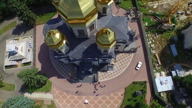 Венчание и прогулка смотреть онлайн