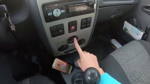 РЕНО ЛОГАН: ГДЕ ВКЛЮЧАЕТСЯ СВЕТ, ПОВОРОТНИКИ И ПЕЧКА. КЛАКСОН. КАК ЗАЛИТЬ ОМЫВАЙКУ