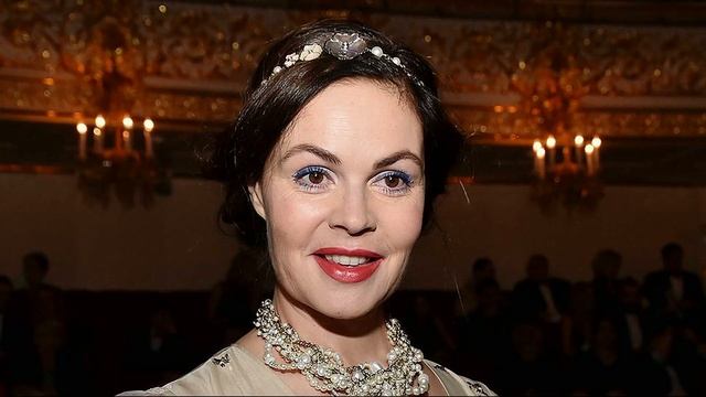 СЛЁЗЫ НА ГЛАЗАХ У ВСЕЙ СТРАНЫ....ПРОЩАЮТСЯ С ЕКАТЕРИНОЙ АНДРЕЕВОЙ.... смотреть онлайн