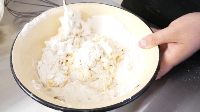 Ватрушки с творогом. Рецепт детства. Сдобное тесто смотреть онлайн