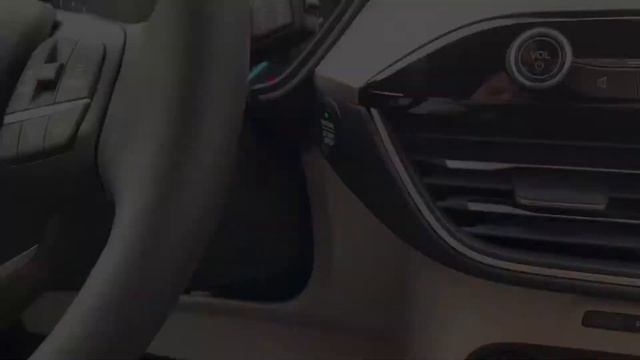2020 Ford Escape SEL in Rapid Red смотреть онлайн