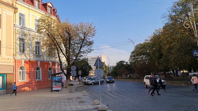 Город Ужгород в октябре 2020 года. Місто Ужгород у жовтні 2020 року. смотреть онлайн