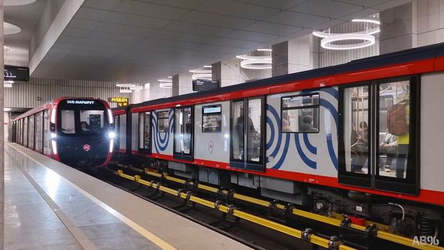 Поезда "Москва 2020" на станции "Терехово" (БКЛ) смотреть онлайн