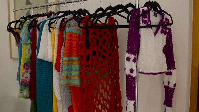 Detrás De Cámaras - Colección Primavera-Verano 2022  Estambres Karina. Tejidos En Agujas Y Gancho.