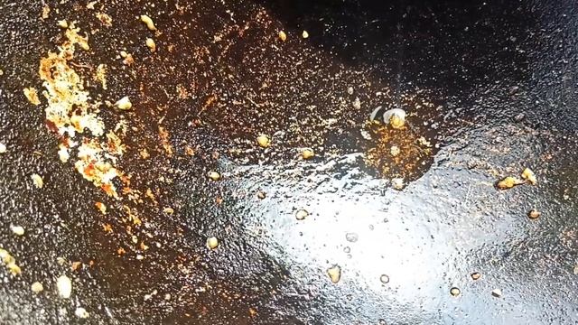 КУРИЦА ТУШЕНАЯ С ОВОЩАМИ В КАЗАНЕ НА КОСТРЕ #124 смотреть онлайн