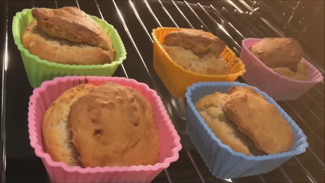 Первый опыт выпечки с рисовой мукой - ПП кекс с бананом и греческим йогуртом смотреть онлайн