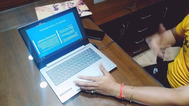 Lenovo Ideapad 330s Core i3 7th Gen-(4 GB/1 TB HDD/Windows 10 Home) 330S-14IKB Thin and Light Lapto смотреть онлайн