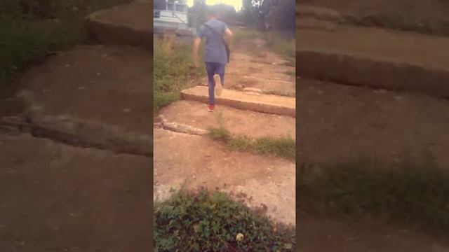 Сходили на заброшенный катер! смотреть онлайн