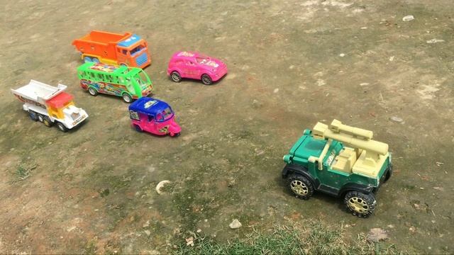 Fire Jeep attack Taxi Car auto rickshaw Car Toy Truck and bus. Toy vehicles for kids смотреть онлайн