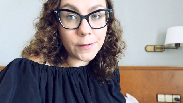 как я начала читать новое фэнтези из коробки Illumicrate и застряла на острове смотреть онлайн