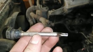 Обломали свечу накала, как выкрутить)