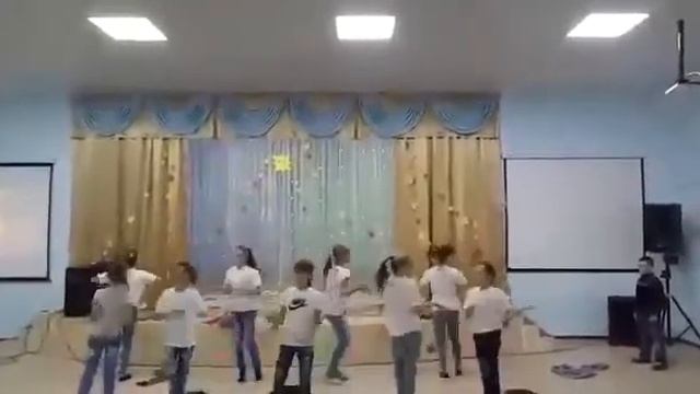 Крутой флешмоб "5а" смотреть онлайн