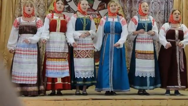 Козьмяш. Ансамбль " Красная горка" смотреть онлайн