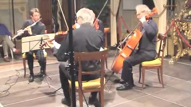 F. J. Haydn Quartet op. 76 N. 6 E flat major for flute & strings 1. mov Allegretto, Allegro смотреть онлайн