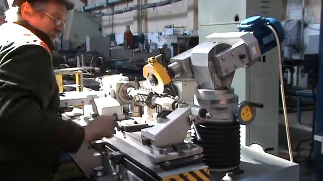 Заточка червячной фрезы ВЗ-818E | VZ-818 смотреть онлайн