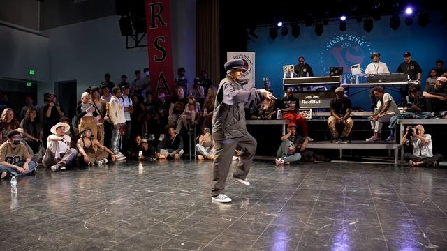 Greenteck vs. iLLmani- Popping Top 16- Versa-Style Festival 2022 смотреть онлайн