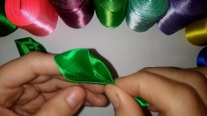 Листочек из атласной ленты. Канзаши МК\ DIY \ サテンリボンの花\ Flower of satin ribbons