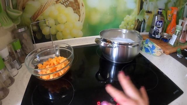 Очень вкусная и полезная пшённая каша с тыквой в горшочках в духовке смотреть онлайн