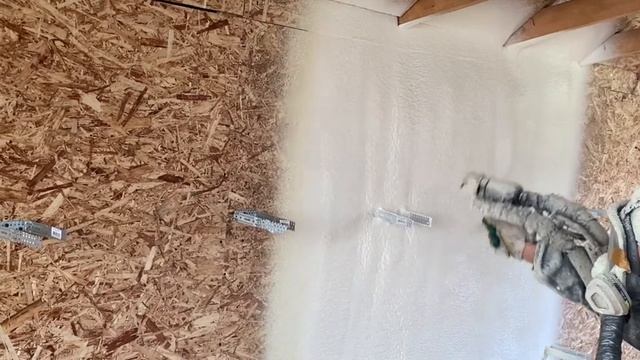 Утепление мансарды пеной ппу Реверспрей  п  Радужный.