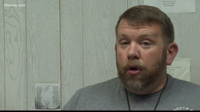 Pawnbrokers react to Central Georgia mayor's proposal to extend ban on new pawn shops смотреть онлайн