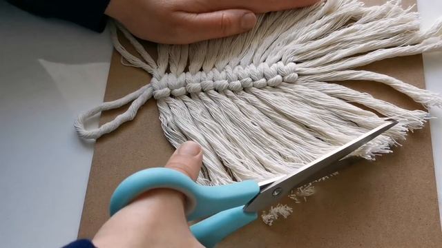 How to make a macrame feather/Leaf? DIY. MAKROME YAPRAK NASIL YAPILIR? смотреть онлайн