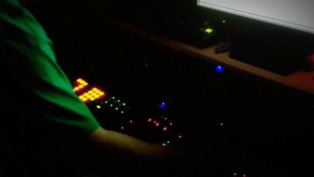 HD : : Live Dark and Dirty Drum n Bass Performance смотреть онлайн