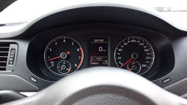 Запуск двигателя Volkswagen Jetta 2012 года/Start up 2012 Volkswagen Jetta смотреть онлайн