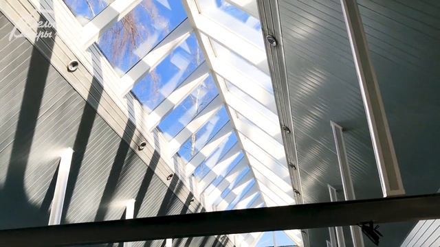 Длительная аренда дома с 20-метровым бассейном на берегу озера в 15 км по Калужскому шоссе смотреть онлайн