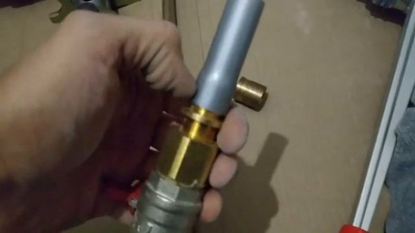 Монтаж труб из сшитого полиэтилена своими руками. Stout