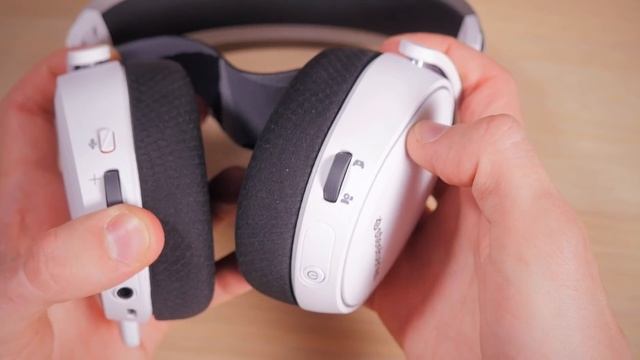 SteelSeries Arctis 7 - стильная беспроводная игровая гарнитура и без подсветки!