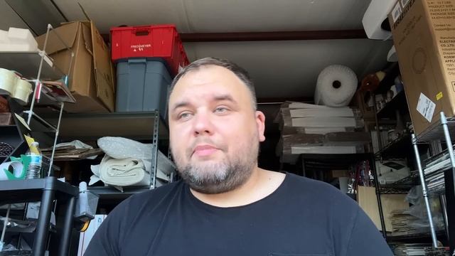 Запутанная Детективная история - Карлик, Женщина и 16 000$ Купил контейнер сторадж на аукционе в СШ смотреть онлайн